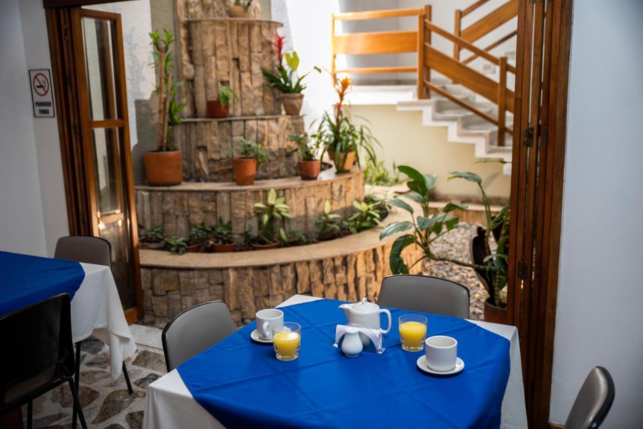 Casa Rosales Otel Medellín Dış mekan fotoğraf