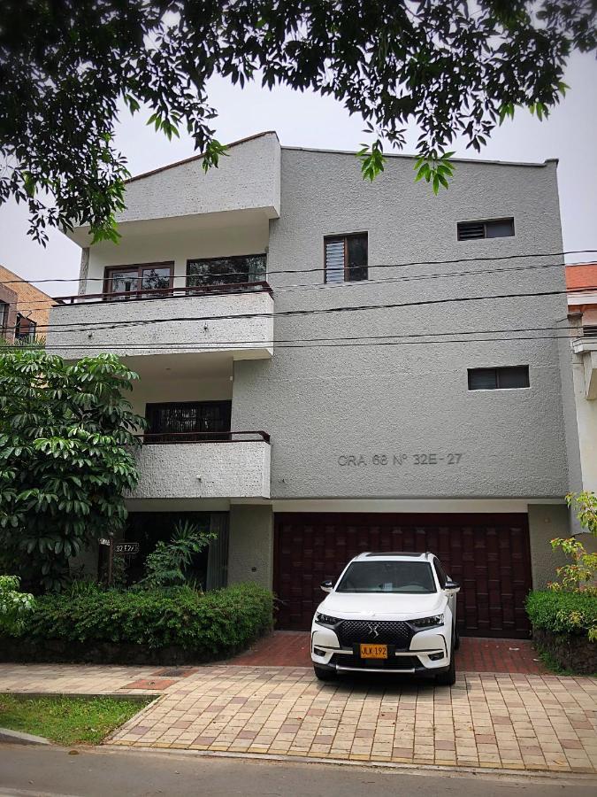 Casa Rosales Otel Medellín Dış mekan fotoğraf
