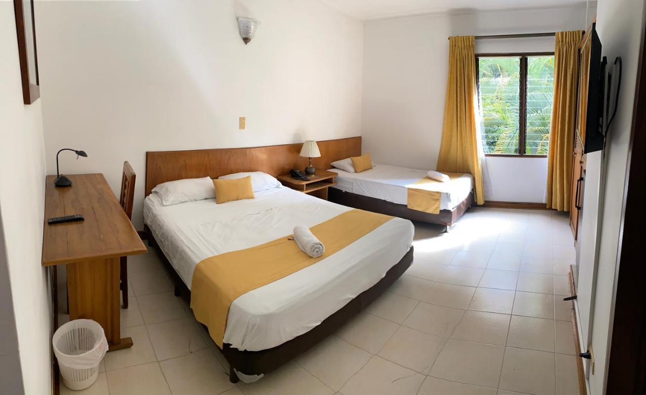 Casa Rosales Otel Medellín Dış mekan fotoğraf