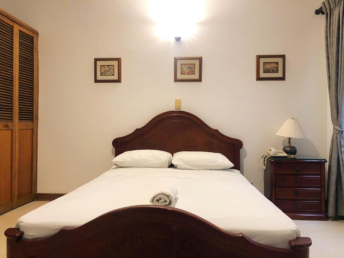 Casa Rosales Otel Medellín Dış mekan fotoğraf