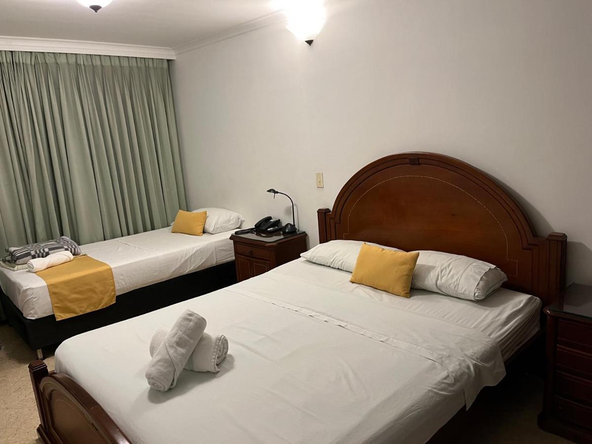 Casa Rosales Otel Medellín Dış mekan fotoğraf